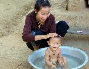 Babywanne mit Ständer - für beste Sicherheit