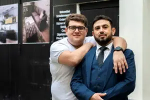 Die Jabari-Shop-Checkliste – Moutaz und Mohammed Jabari geben Tipps zum Kauf von Babybetten