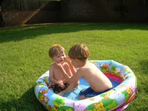 Die 10 besten aufblasbaren Schwimmbecken für Babys